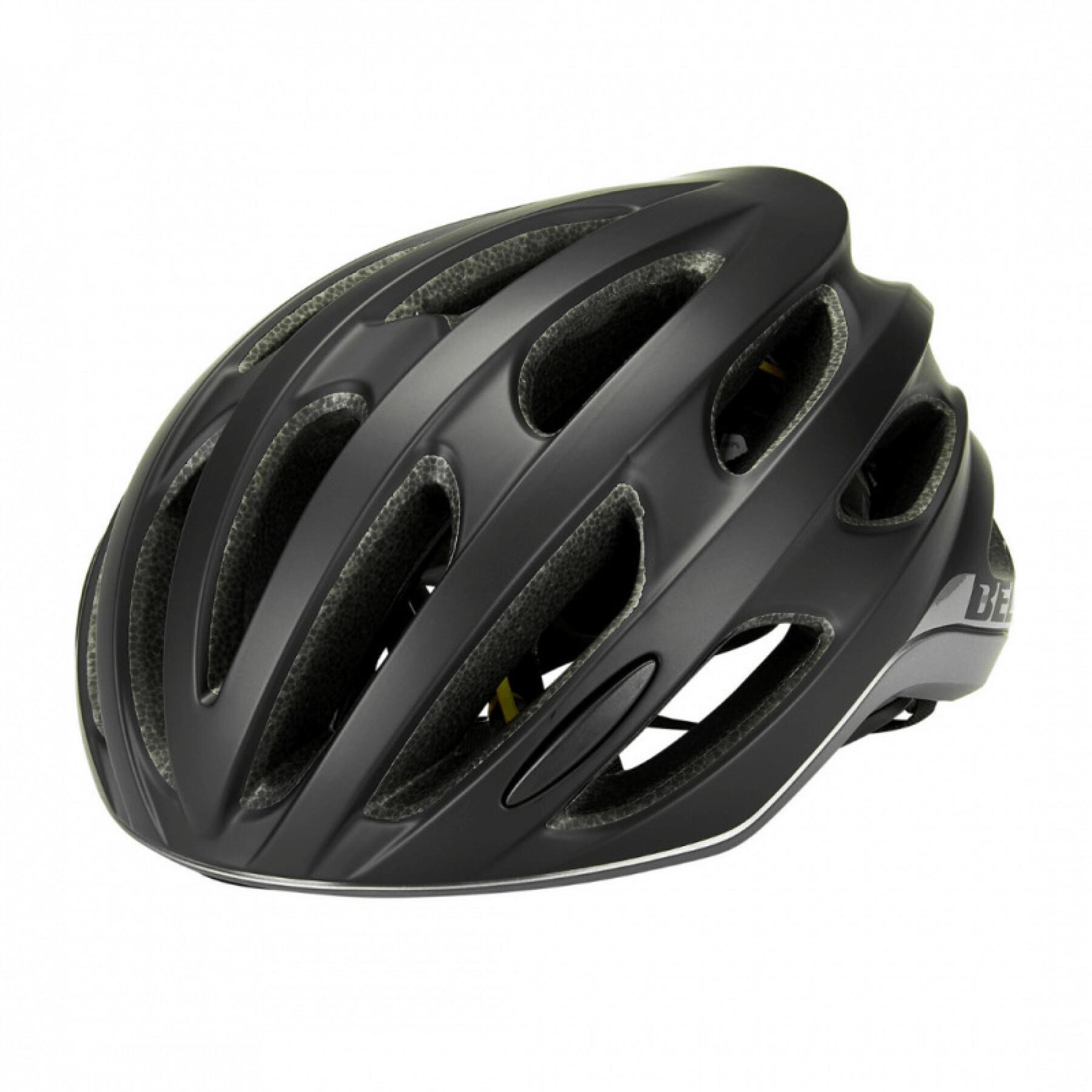 New bicycle helmet Bell Formula Mips