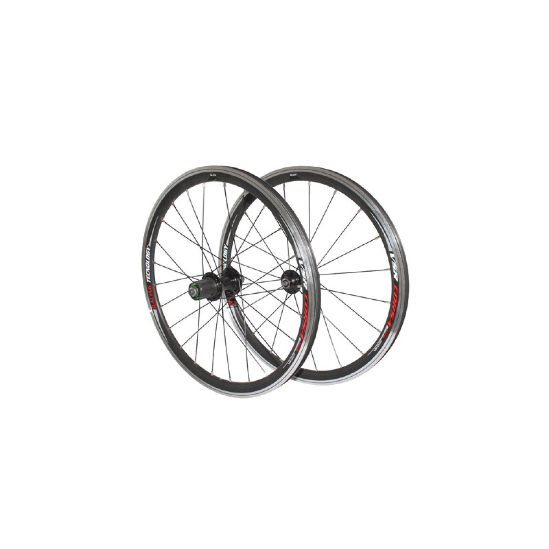Road bike wheel with double wall cassette lock P2R 10-9-8V 470-23