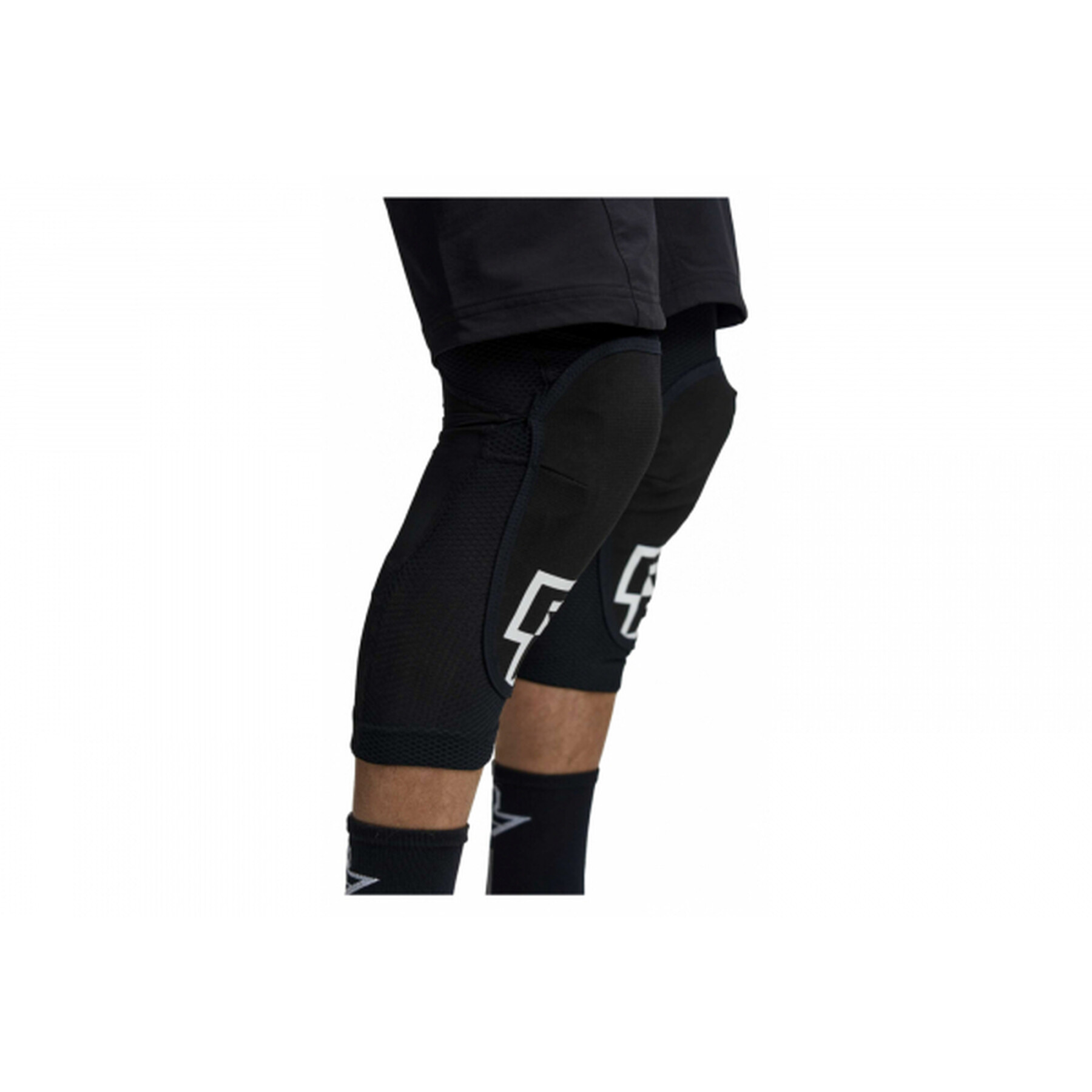 Knee pads Race Face Covert Stealth