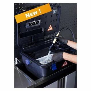 Portable fountain maintenance kit Var